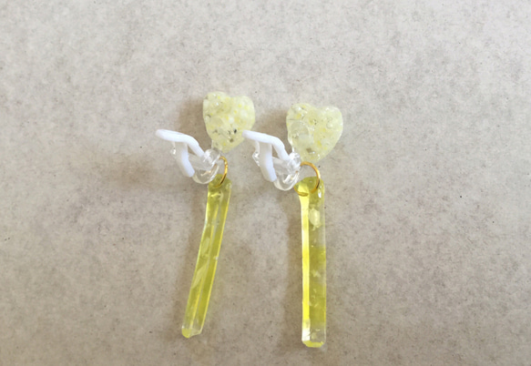 ◇送料込み&kids指輪オマケ付き◇♡heart✖️stick♡ ◆kidsイヤリング◆Lemon color 3枚目の画像