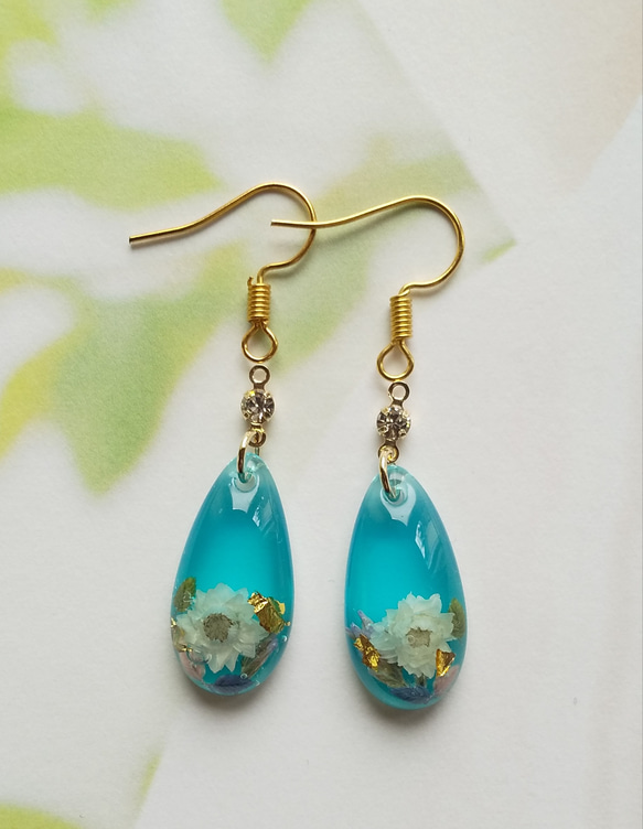 no.6061 ハンドメイド レジン ピアス イヤリング ターコイズ ブライトターコイズ】ハンドメイドレジンピアスイヤリング 雨の雫