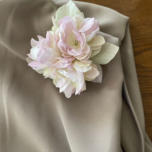 布花 コサージュ 可憐な花たち パープル 染め花 コサージュ 布花 コサージュ 可憐な花たち パープル 染め花 コサージュ