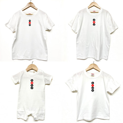 Tシャツ 『 dad mom kids baby 』 ネーム in サークル (縦) 前面 半袖 組み合わせ自由 セット 1枚目の画像