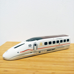 九州新幹線800系つばめ(紅乙女) 列車プレミアムボトル焼酎 2枚目の画像