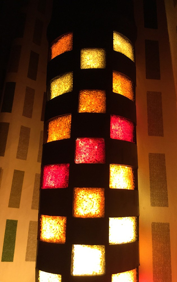 竹明かり•竹灯籠　「格子柄-赤橙黄」 2枚目の画像