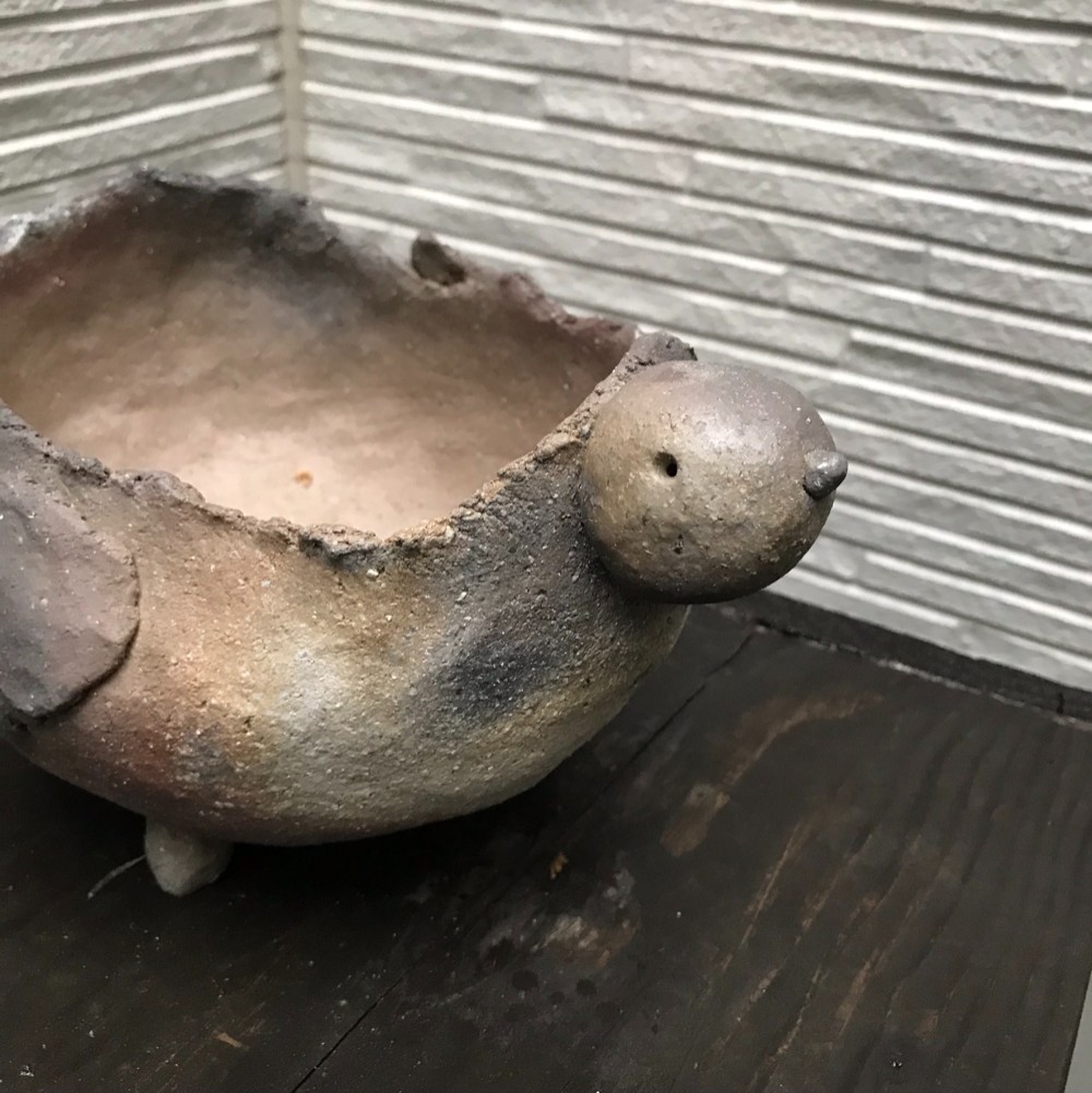 盆栽や山野草、多肉植物の植え替えに【陶芸作家真山茜さんの　盆栽鉢（炭化焼締鉢） 】002