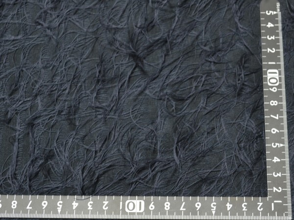 毛足が長いポリエステル100％生地 紺色 K61輸入生地 スイス製 3枚目の画像