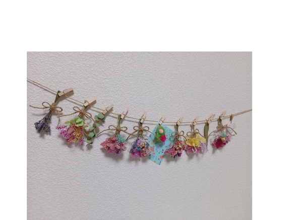 ドライフラワー スワッグ ブーケ ナチュラル お花いっぱい ガーランド 壁掛けインテリア ウェディング 2枚目の画像