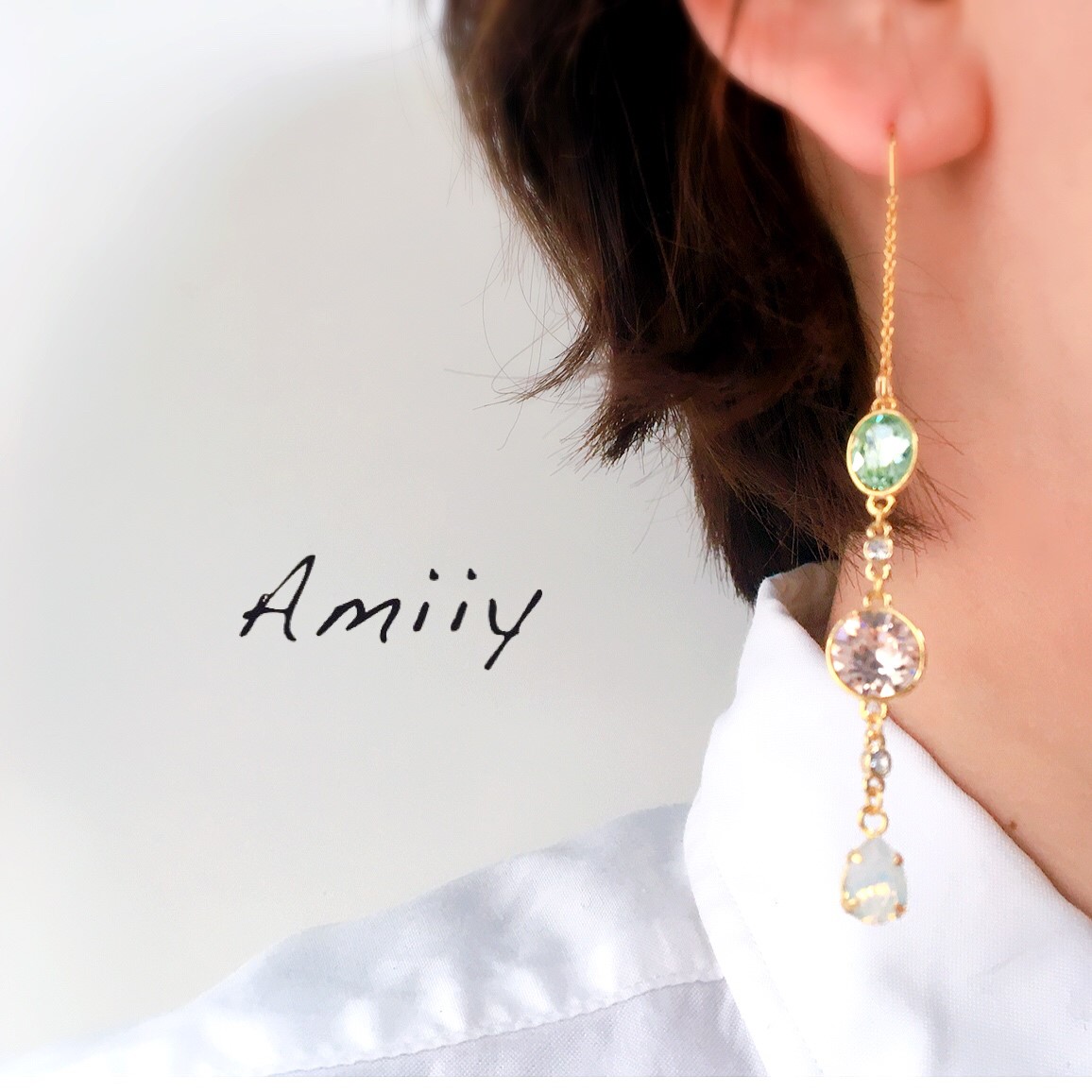 【Amiiy】パステルカラーのスワロフスキー3連ピアス