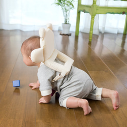 【おまもりリュック】赤ちゃんの頭を守る/ごっつん防止/ヘッドガード/出産祝い/ベビーリュック/ベビー用ヘルメット 3枚目の画像
