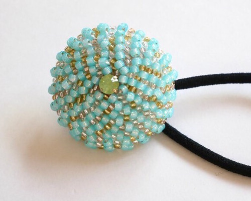 メグえもん様 水色 ハーフ シュシュ☆ビーズ ヘアゴム☆ハンドメイド