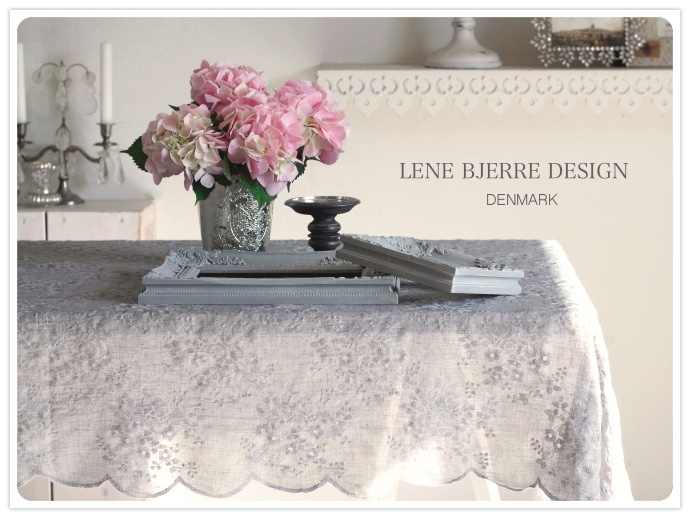 about her.]LENE BJERRE テーブルクロス | KOBUNSHA SELECT SHOP