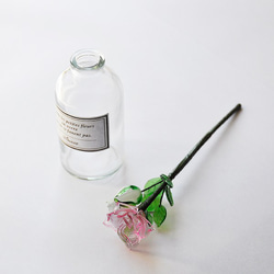 グラスフラワー　プチブーケ（ピンクのバラ・小瓶付き【3】） 4枚目の画像