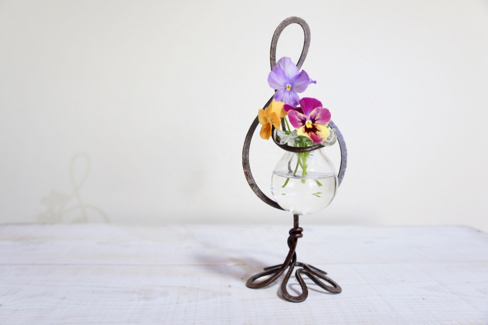 ト音記号スタンド　クリア