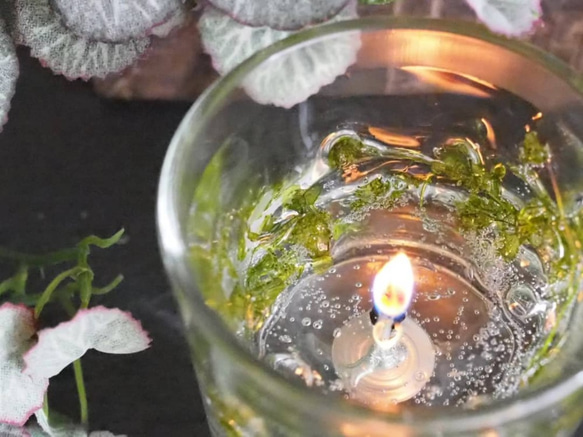 癒しのひとときやギフトに　選べるナチュラルリーフアロマジェルキャンドル　イランイランの香り 3枚目の画像
