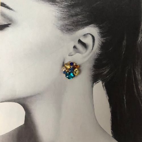 夏色♡大ぶり♡カラフルビジューピアス ピアス（その他） maman et moi