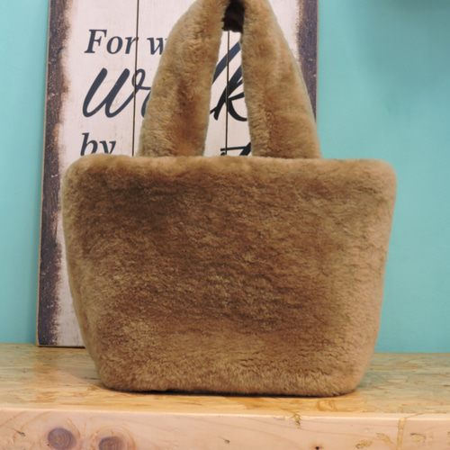 ふわっふわ♪肌触りが気持ち良い♪ボリューミーなのに軽量♪ふわふわ羊