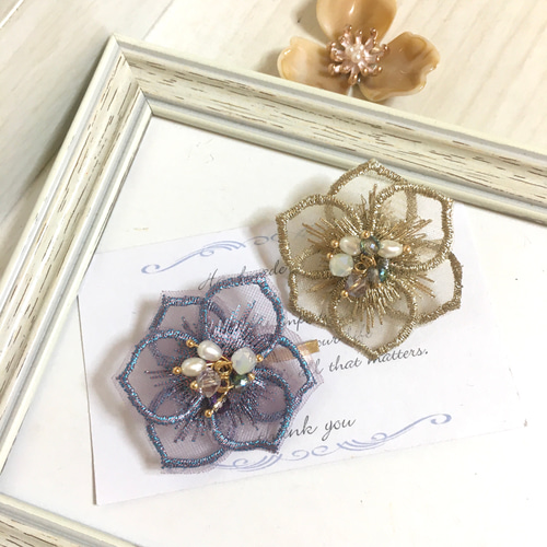 刺繍フラワーポニーフック ①シャンパンゴールド ②ブルーパープル  