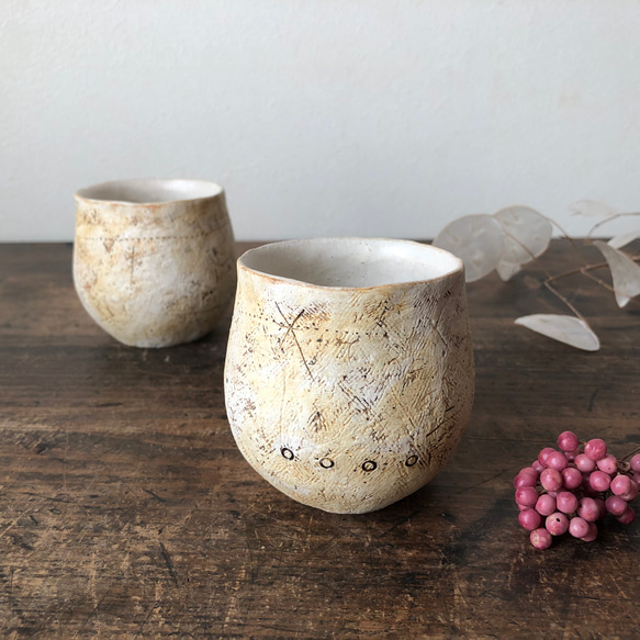 手びねりのちいさな湯のみ「つぼみ」 湯呑み こまもん工房 通販