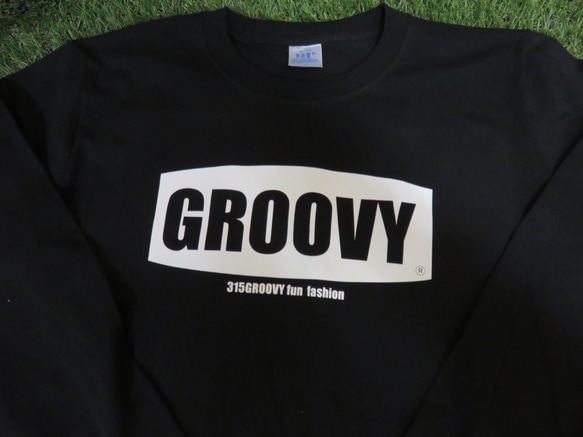 着こなし方自由自在！ 最高にカッコいいGROOVYなロングTシャツ 3枚目の画像