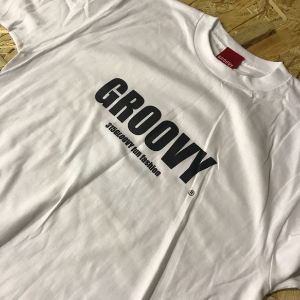 シャツの定番カラー  GROOVY impact ホワイト×ブラック 1枚目の画像