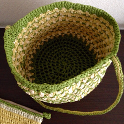 ハワイの植物をイメージしたペーパーヤーンのデザインバッグ＊ピカケ 2枚目の画像