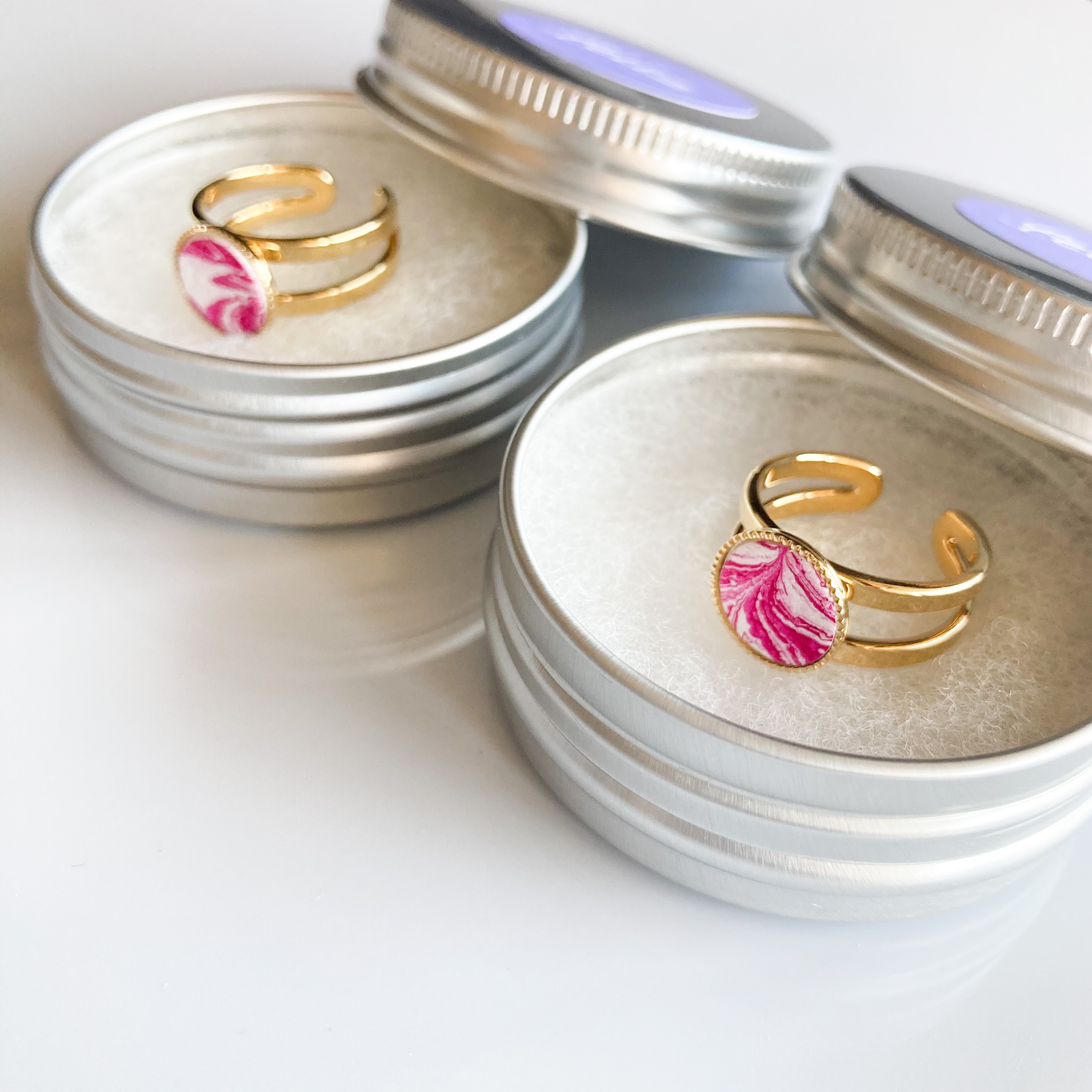 《特集掲載》手染めレザー【粋彩SUISAI】香るリング　ペアセット　アロマテラピー