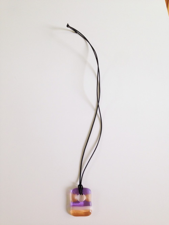 ガラスのネックレス：rock candy (lavender×coral orange） 4枚目の画像
