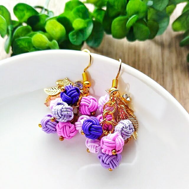 水引*鈴なりぶどうのピアス／イヤリング 4,899円