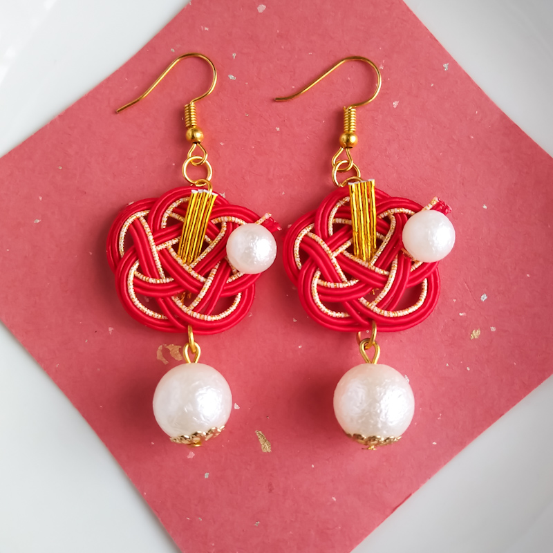 水引*大粒コットンパールと椿のピアス／イヤリング◇赤 ピアス（フック