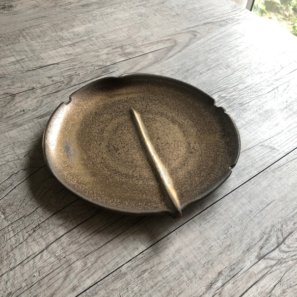 【送料無料】銅釉ポポラス葉器 3枚目の画像