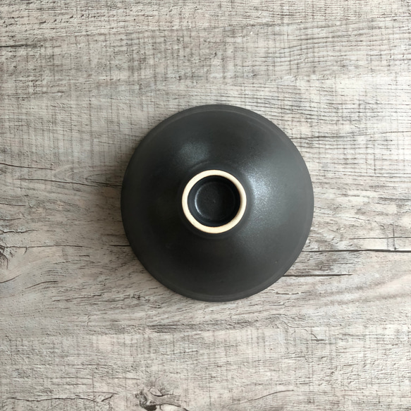 黒釉ご飯茶碗 4枚目の画像