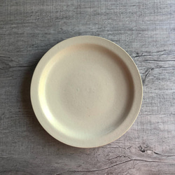 白釉リム皿 2枚目の画像
