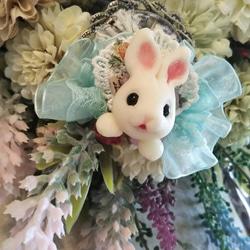 spring racey rabbit brooch✨ヾ(´▽｀*)ゝ✨ 3枚目の画像