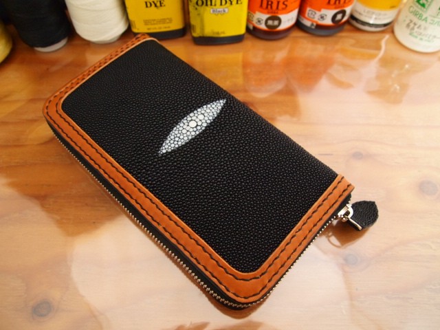 【オーダー】スティングレイを使った総手縫ラウンドファスナー長財布