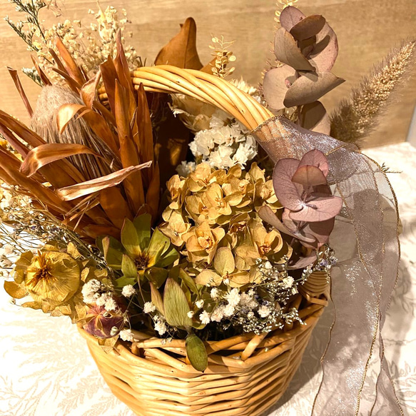 #017 basket flower bouquet white beige ② 6枚目の画像