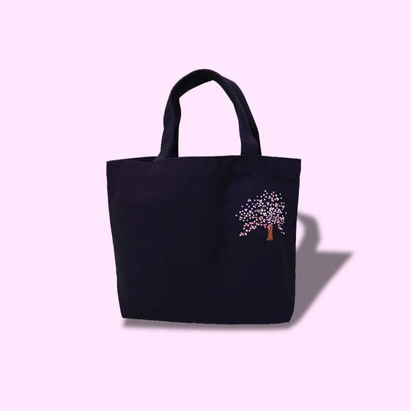 桜刺繍のミニトートバッグ【ブラック】 トートバッグ Mélissa