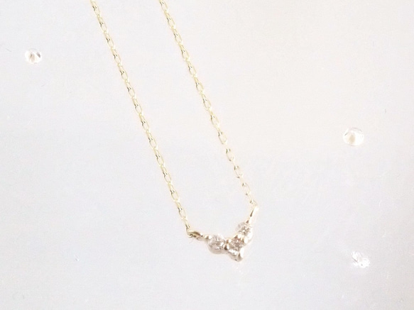 K10 Three Diamonds Heart Necklace 第2張的照片