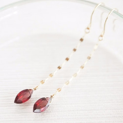 K10 Garnet Marquis Earrings 第1張的照片