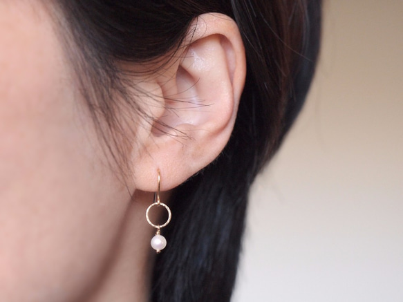 14KGF Moon Pearl Earrings 第1張的照片