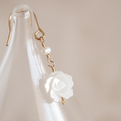 14KGF Sugar Rose Earrings WH 第3張的照片