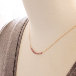 14KGF Garnet Line Necklace 第4張的照片