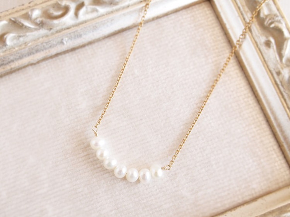 14KGF Crescent Pearl Necklace 1枚目の画像