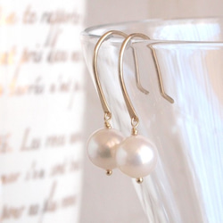 K10 Swing Pearl Earrings 第2張的照片