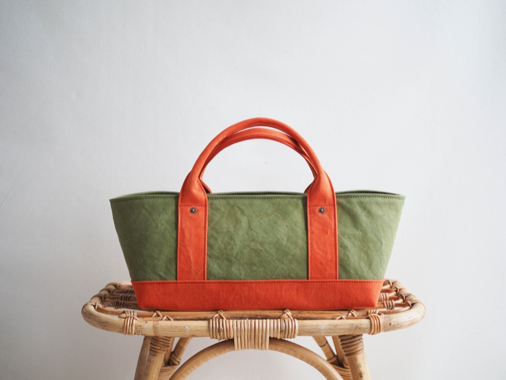 ※受注制作※【ARMY DUCK】蓋付きしかくトート よこなが（ライトオリーブ×オレンジ）