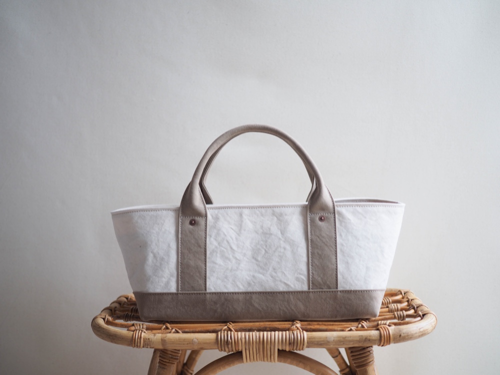 ※受注制作※【ARMY DUCK】蓋付きしかくトート よこなが（キナリ×グレーベージュ）