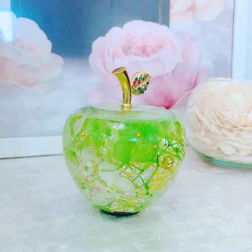 情熱の赤い薔薇のハーバリウム 【大】ガラスの林檎 固まるハーバリウム