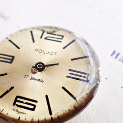本物の文字盤ブローチ ＜アンティーク腕時計の分解アクセサリー＞ #C0006 2枚目の画像