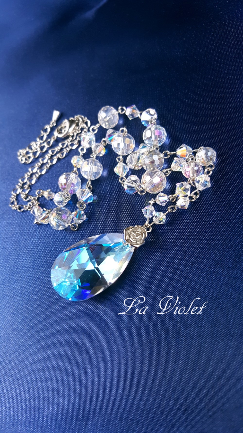 色が変わる　スワロフキーパーツ使用 シャンデリア ネックレス - ver2