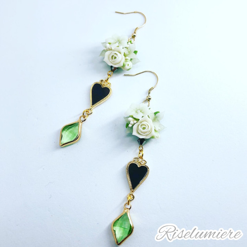 bouquet of rose Ⅶ＊ピアス／イヤリング（ホワイト） ピアス（フック 