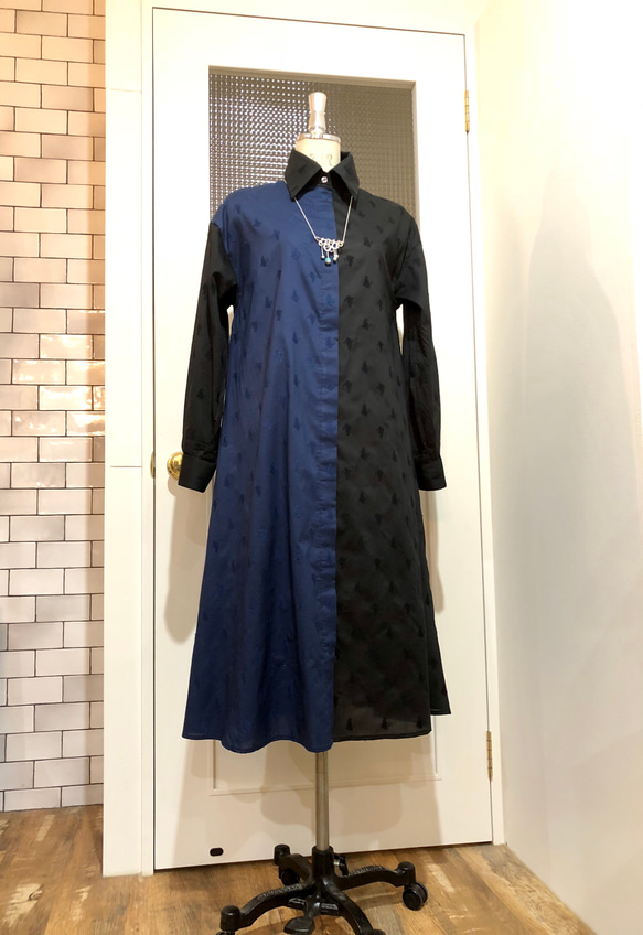 【ねこ刺繍コットン100%】ドレスシャツワンピース(ブラック×ネイビー) 1枚目の画像