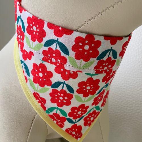 No.3031☘️犬猫用 リバーシブル バンダナ XXSサイズ ダルメシアン 花柄 No.3031☘️犬猫用 リバーシブル バンダナ XXSサイズ