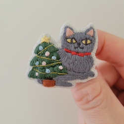 猫とクリスマスツリー【受注製作】 2枚目の画像
